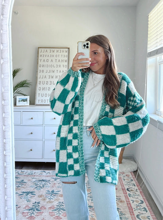 QUINN CHECKERED CARDI