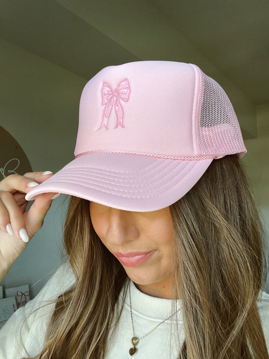 BOW TRUCKER HAT - PINK